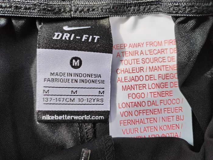 Short Nike dry fit - photo numéro 3