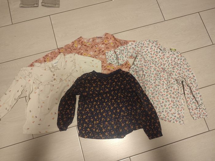 4 blouses