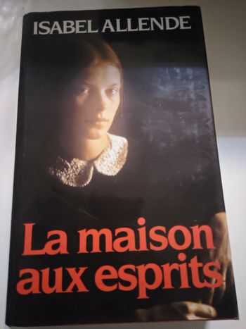 Livre La maison aux esprits 