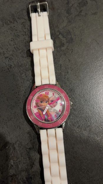 Montre la reine des neiges