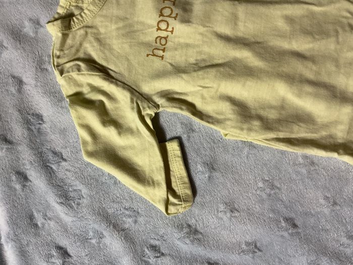 pyjama grenouillère en coton jaune clair 1 mois kiabi inscription devant - photo numéro 6