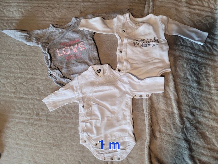 Lot bodys bébé x 24 - photo numéro 2