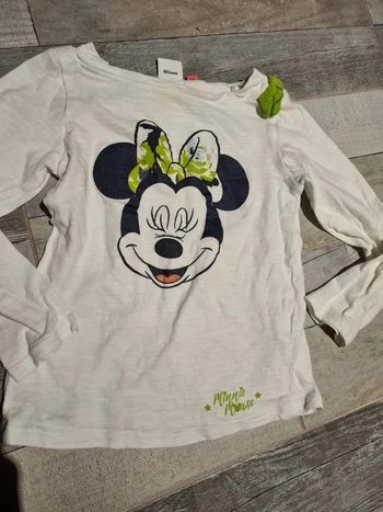 T shirt minnie 6 ans