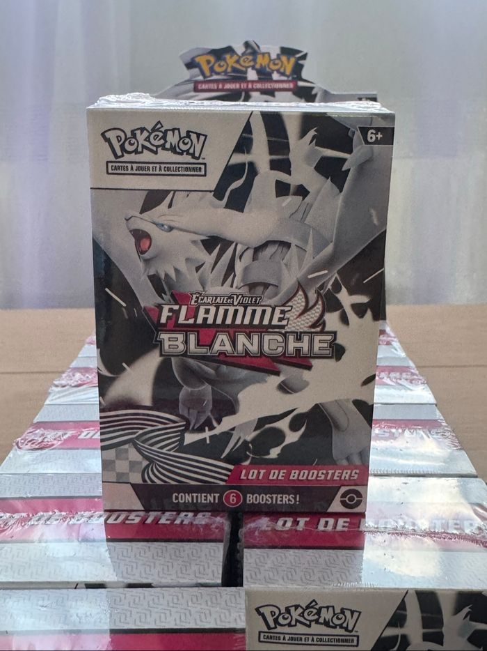 Pokémon Bundle Flamme Blanche Écarlate et Violet Neuf Français - photo numéro 3
