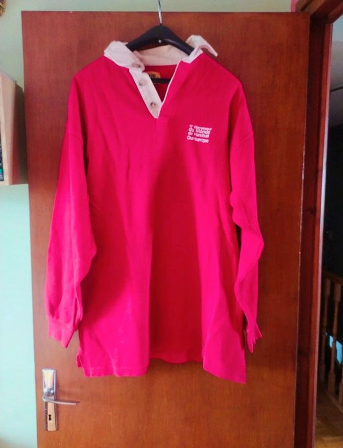 Polo vintage rouge avec col taille L oversize championnat du monde handball