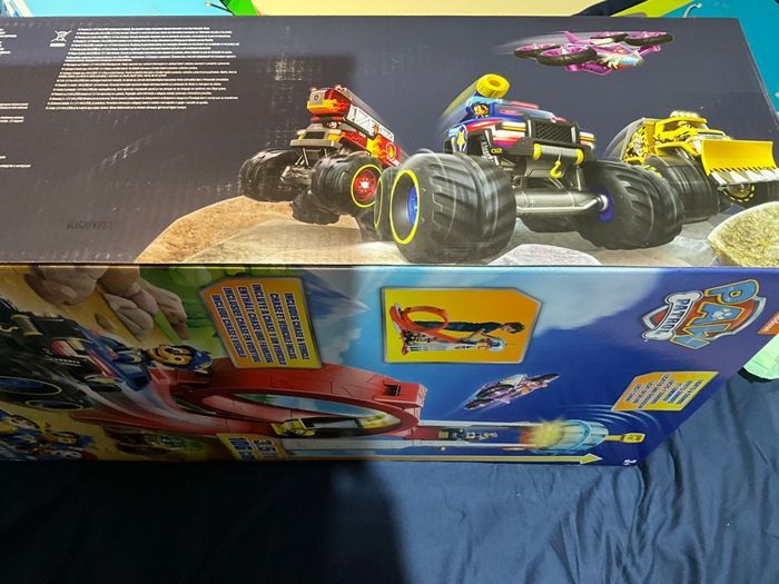 Circuit pat patrouille   Quartier général rescue wheels, neuf , 30 % avec code remise - photo numéro 4