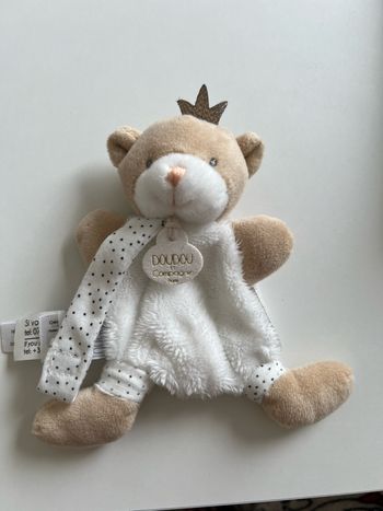 Doudou accroche tétine