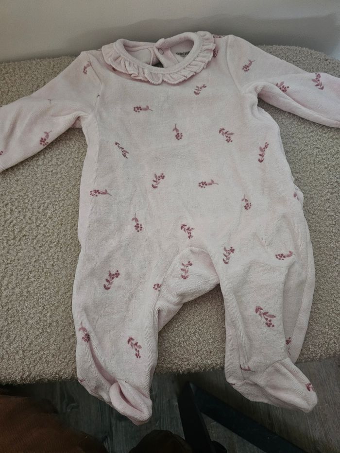 Lots de pyjama bébé 1 mois - photo numéro 4