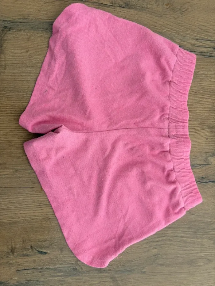 Short rose Fushia fille 10 ans - photo numéro 3
