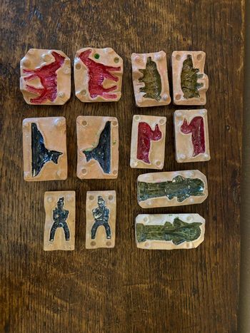 lot de 6 anciens moules en terre cuite pour jeu de moulage