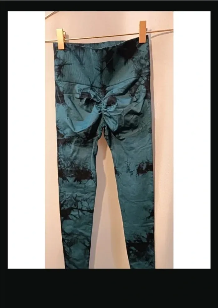 Legging de sport taille XS - photo numéro 2