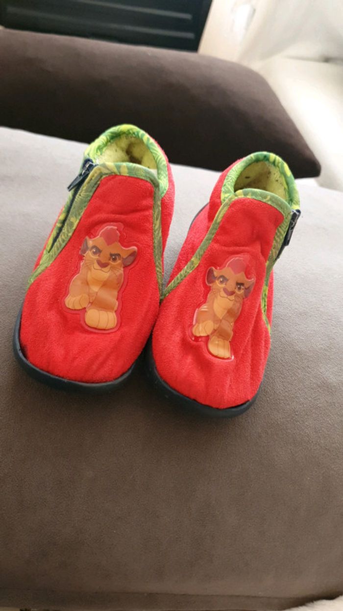 Chaussons La garde du roi lion