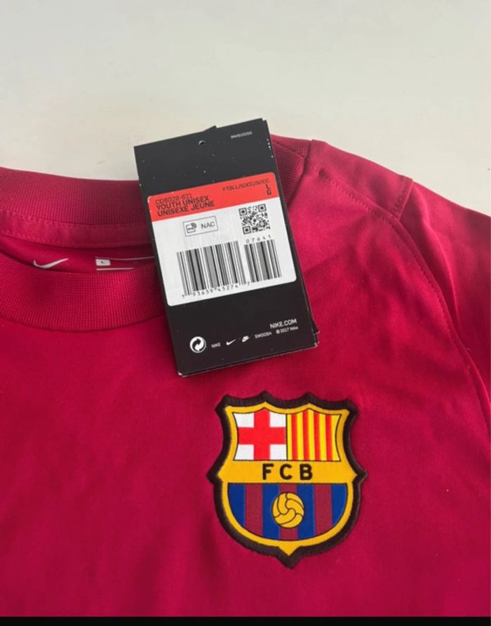 Maillot d'entraînement officiel FC Barcelone (Barça) saison 2019-2020. - photo numéro 12