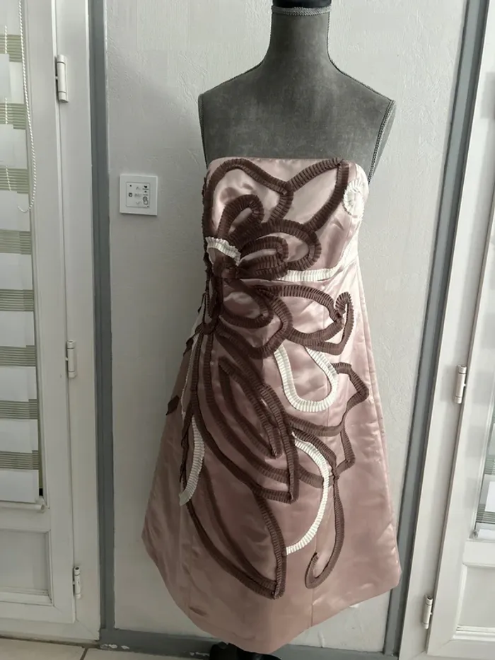 Robe de cérémonie - photo numéro 3