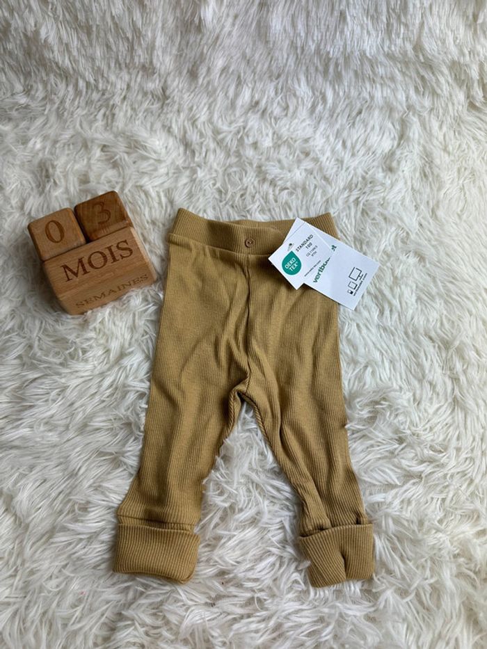 Legging vertbaudet taille 3 mois