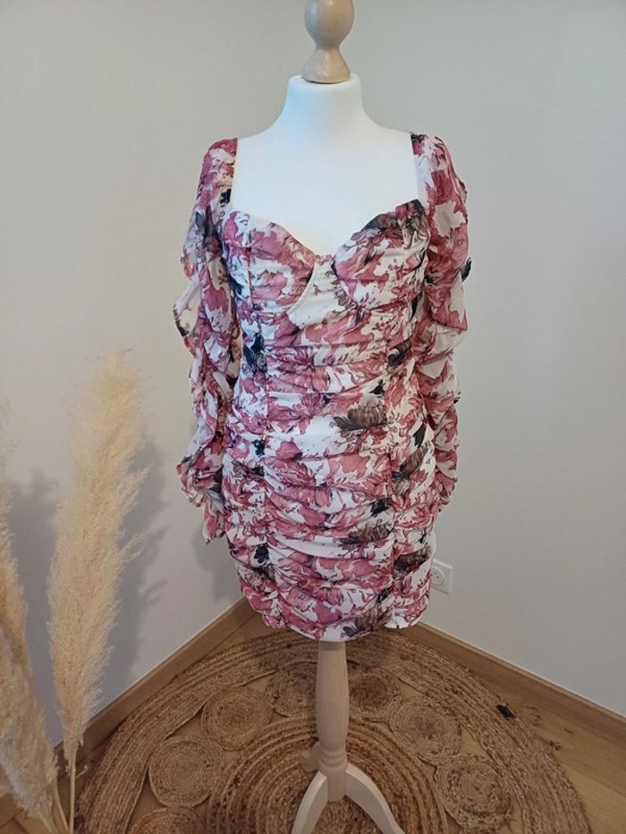 Robe froncée fleurie Missguided taille XS 34