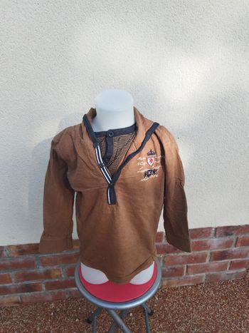 T shirt a capuche