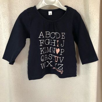 T-shirt imprimé alphabet 9 mois