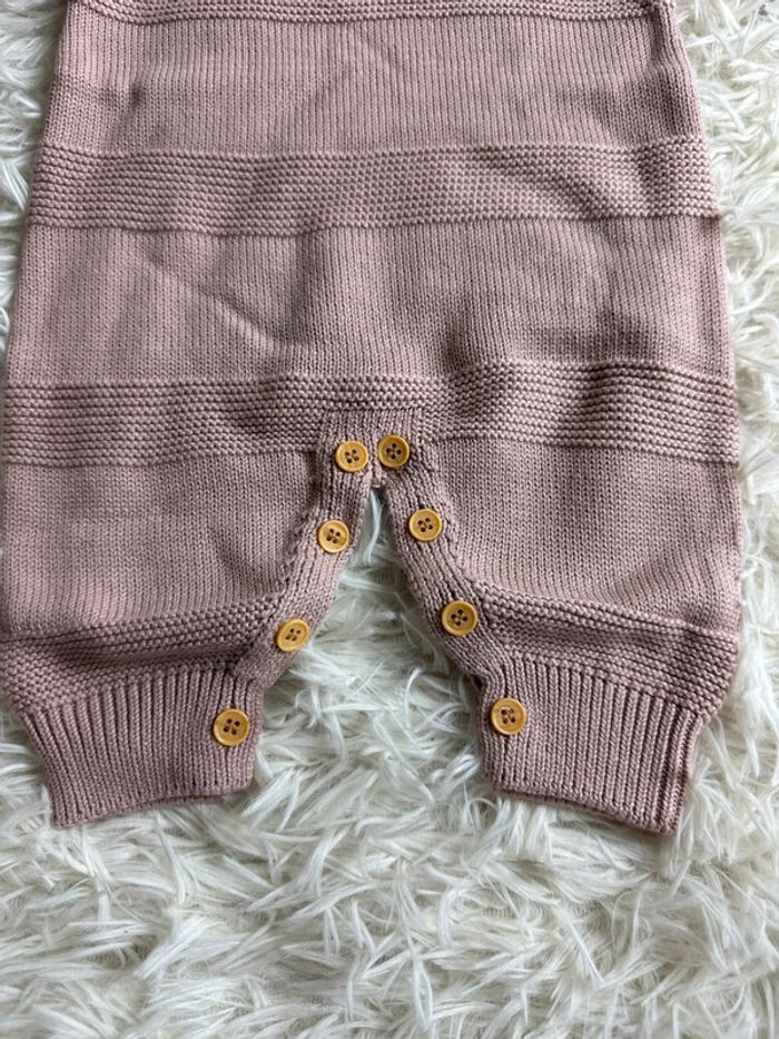Combinaison et bonnet tricot taille 3-6 mois - photo numéro 2