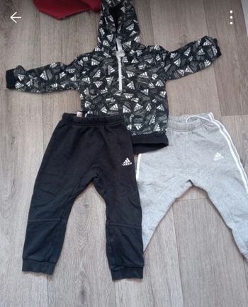 Ensemble adidas 18/24 mois