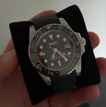 Montre seiko mod. État neuf jamais porté 