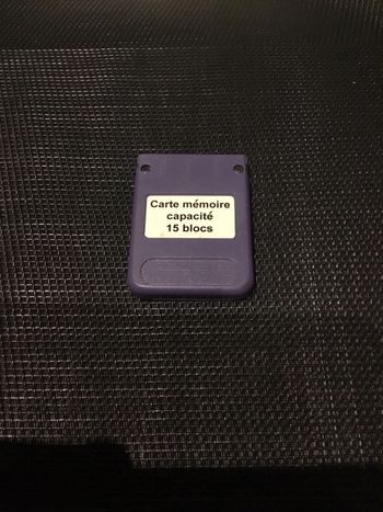 PlayStation carte mémoire violette PS1 PS2 15 blocs fonctionnelle