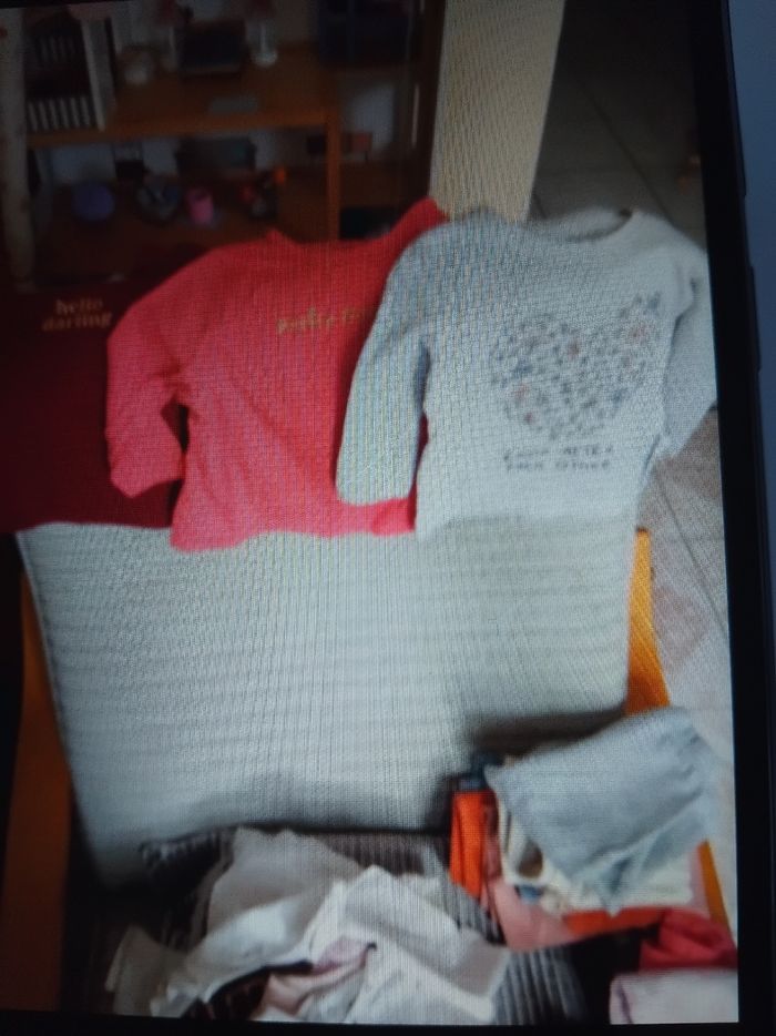 Lots de vêtements pour bébé 9/12 mois. - photo numéro 4