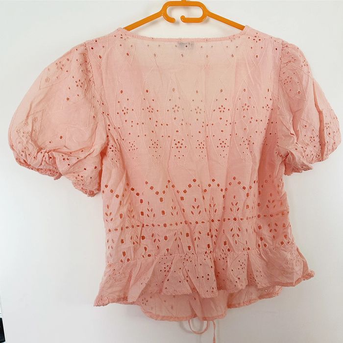 Top rose pale à broderies anglaises - Pimkie - photo numéro 2