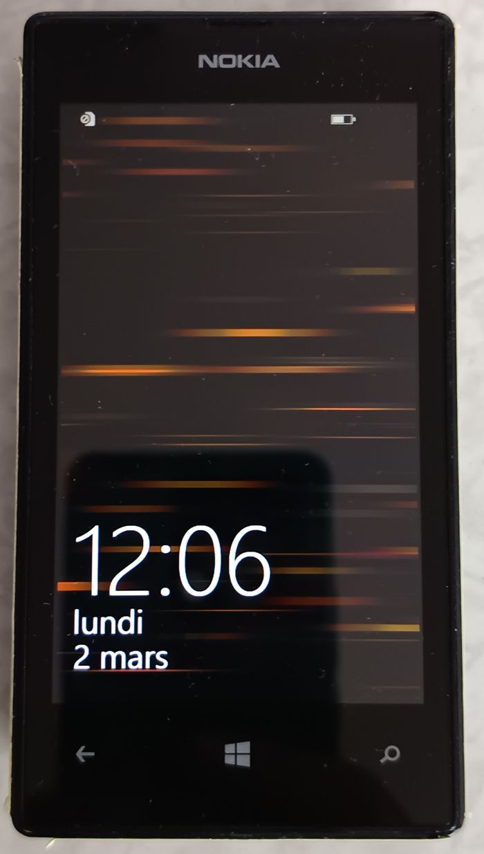 NOKIA LUMIA 520 windows phone 8.1 pour opérateur Orange - photo numéro 2