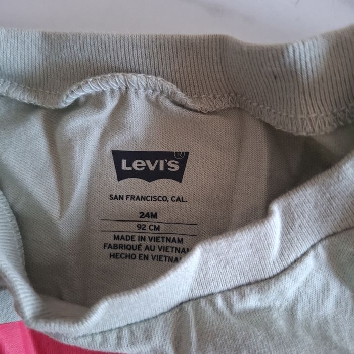 Levi's T-shirt kaki  taille 24M - photo numéro 3