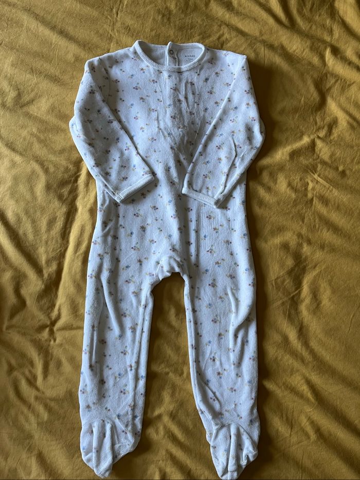 Pyjama fleuri
