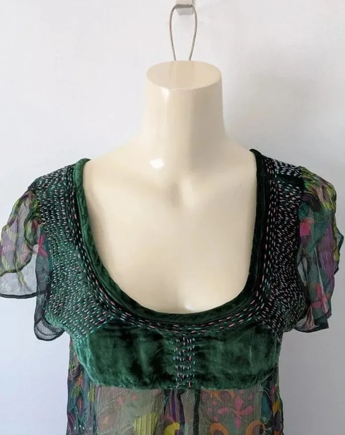 Blouse d'été brodé - Custo Barcelona - taille 3 (38) - photo numéro 3