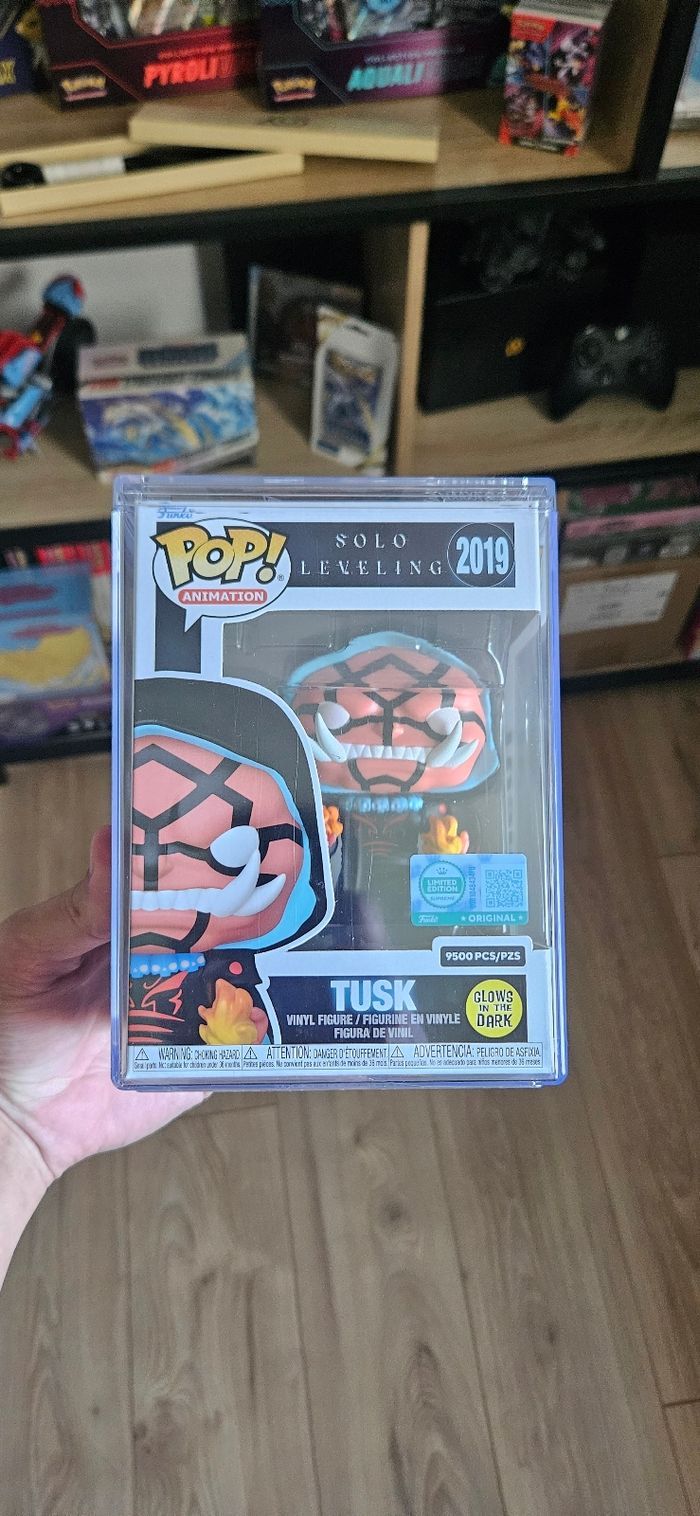 Funko Pop Tusk limited édition et Sung Jinwoo limited édition - photo numéro 3