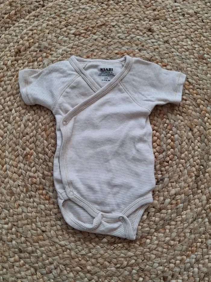 Lot de bodies été Kiabi 1 mois 52-55 cm 4 kg - photo numéro 4