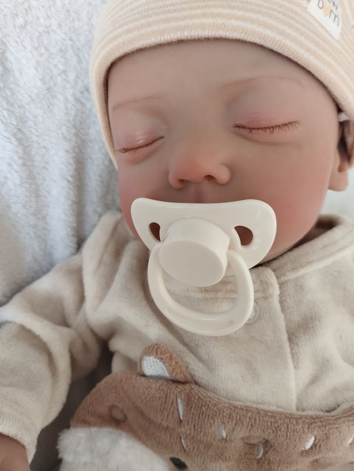 Bébé reborn - photo numéro 3