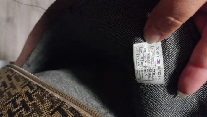 Superbes bottes Tommy Hilfiger taille 40 - photo numéro 5