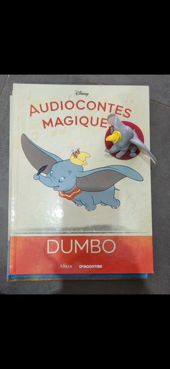 Numéro05 Livre et figurine édition audiocontes Magiques Altaya édition disney audio compte conte