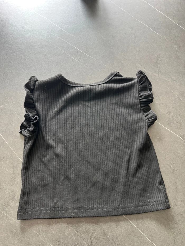 T-shirt noir - photo numéro 2