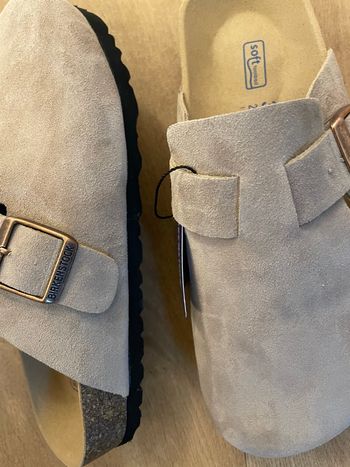 Birkenstock taille 38  Couleur beige
