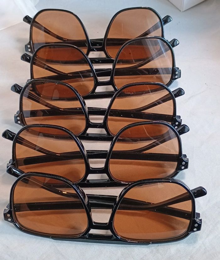 Lot de lunettes de soleil été familiale - photo numéro 3