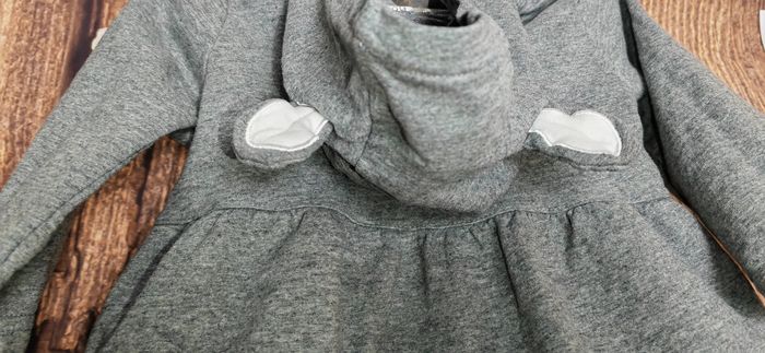 Veste grise capuche - photo numéro 3