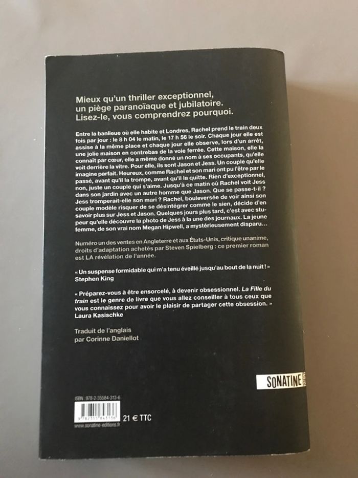 Livre La fille du train - photo numéro 2