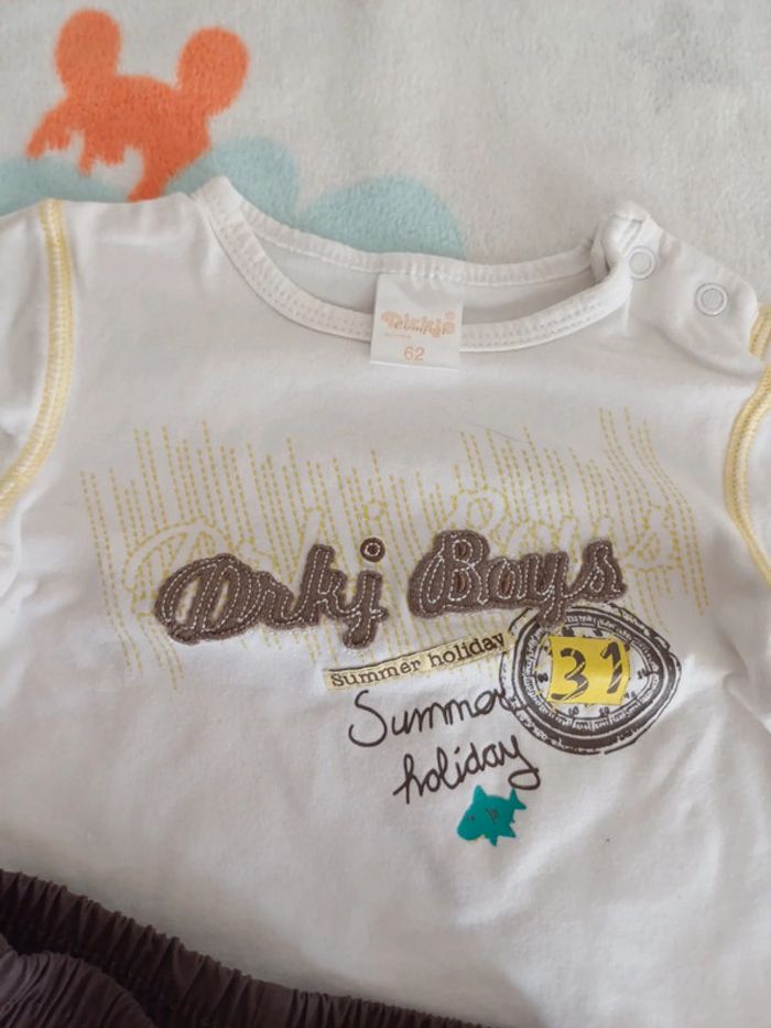 Jogging avec t-shirt 3 mois - photo numéro 2