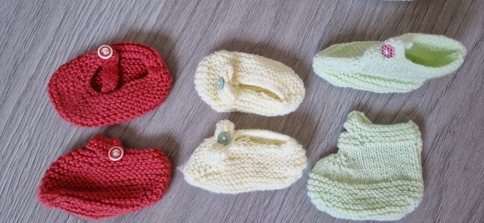 Lot de 6 paires de chaussons fait main - photo numéro 3