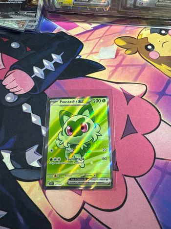 Carte Pokémon 251/217 Héros Transcendants 