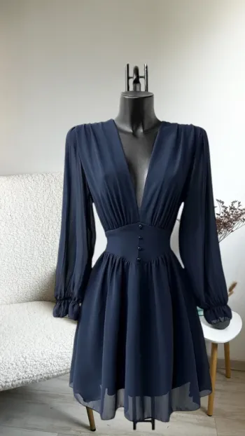 Robe bleu marine courte