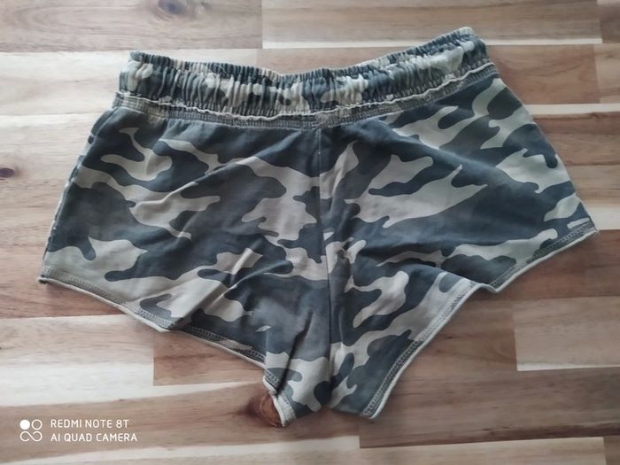 Short - photo numéro 2