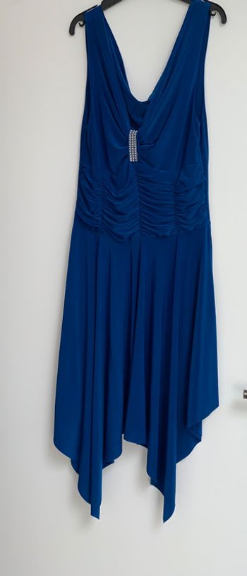 Robe bleu électrique