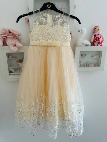 Magnifique robe de cérémonie/ occasion tull