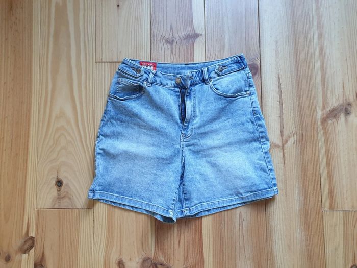 Short Naf Naf taille 40